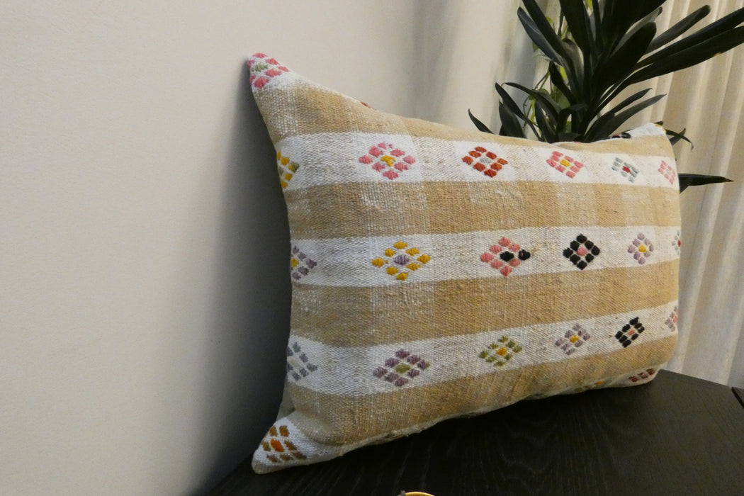 Handmade Anatolian Kilim Cushion Cover with Insert 40 x 60cm | Vintage Turkish Wool Lumbar Pillow | Organic Cotton Back - Rugs Direct New Zealand 