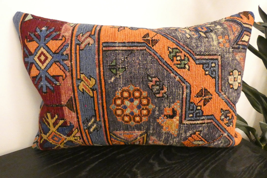 Handmade Anatolian Kilim Cushion Cover with Insert 40 x 60cm | Vintage Turkish Wool Lumbar Pillow | Organic Cotton Back | TK26-C1102- Rugs Direct NZ