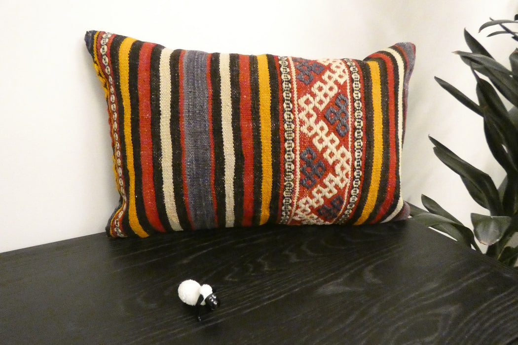 Handmade Anatolian Kilim Cushion Cover with Insert 40 x 60cm | Vintage Turkish Wool Lumbar Pillow | Organic Cotton Back | TK26-C1123- Rugs Direct NZ