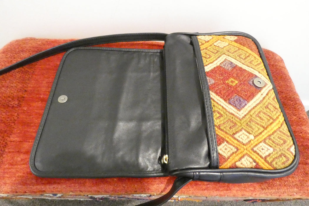 One-of-a-Kind Turkish Kilim Leather Crossbody Bag "Yakut"- Rugs Direct