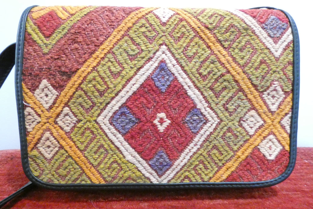 One-of-a-Kind Turkish Kilim Leather Crossbody Bag "Yakut"- Rugs Direct