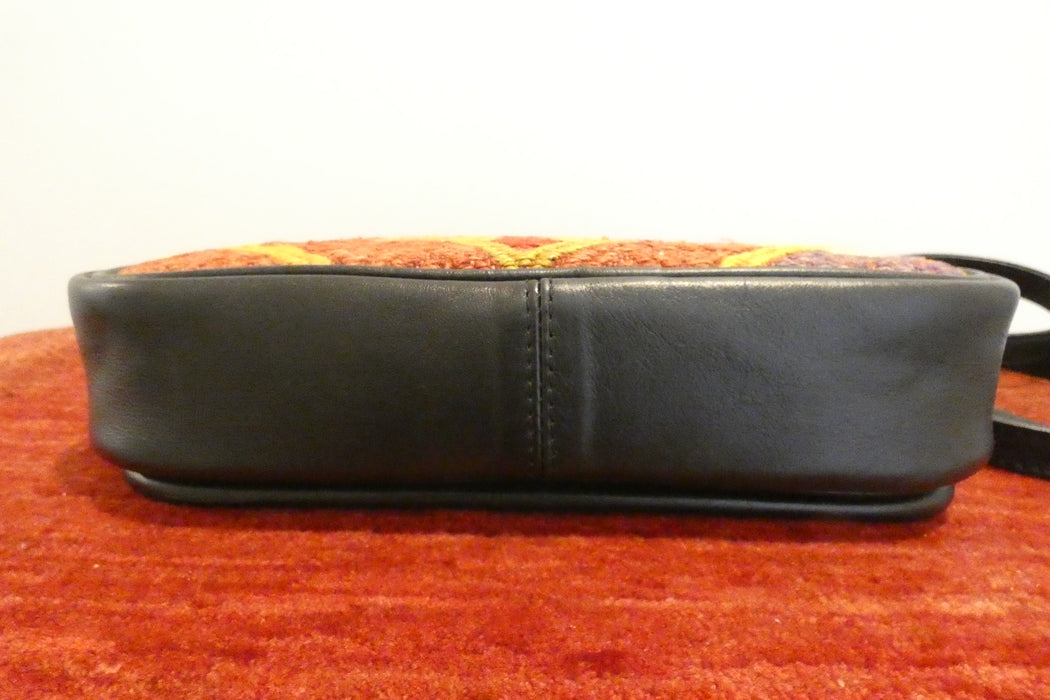 One-of-a-Kind Turkish Kilim Leather Crossbody Bag "Yakut"- Rugs Direct