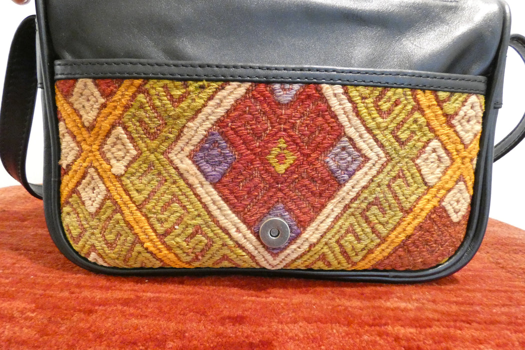 One-of-a-Kind Turkish Kilim Leather Crossbody Bag "Yakut"- Rugs Direct
