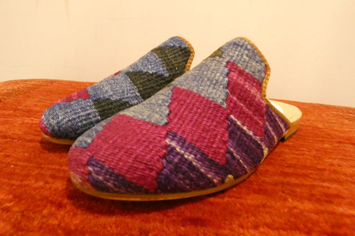 One-of-a-Kind Turkish Kilim Slip-On Shoes Size: 39 "Helin"- Rugs Direct 