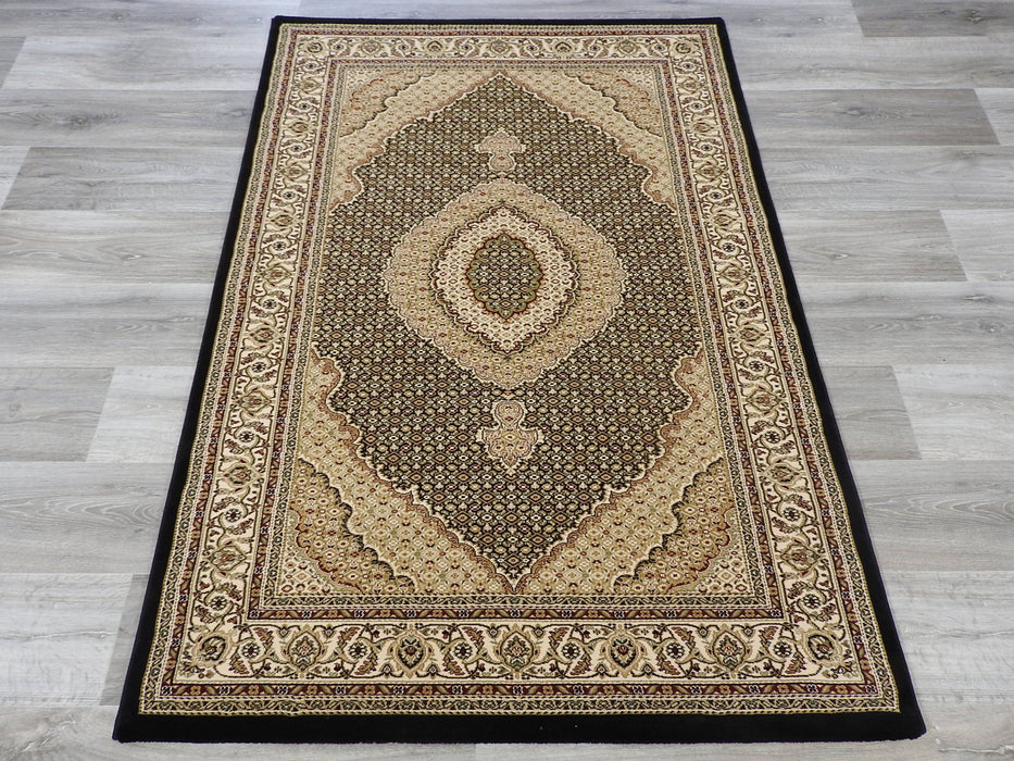 Traditional Turkish "Mahi Design" Rug Size: 160 x 230cm