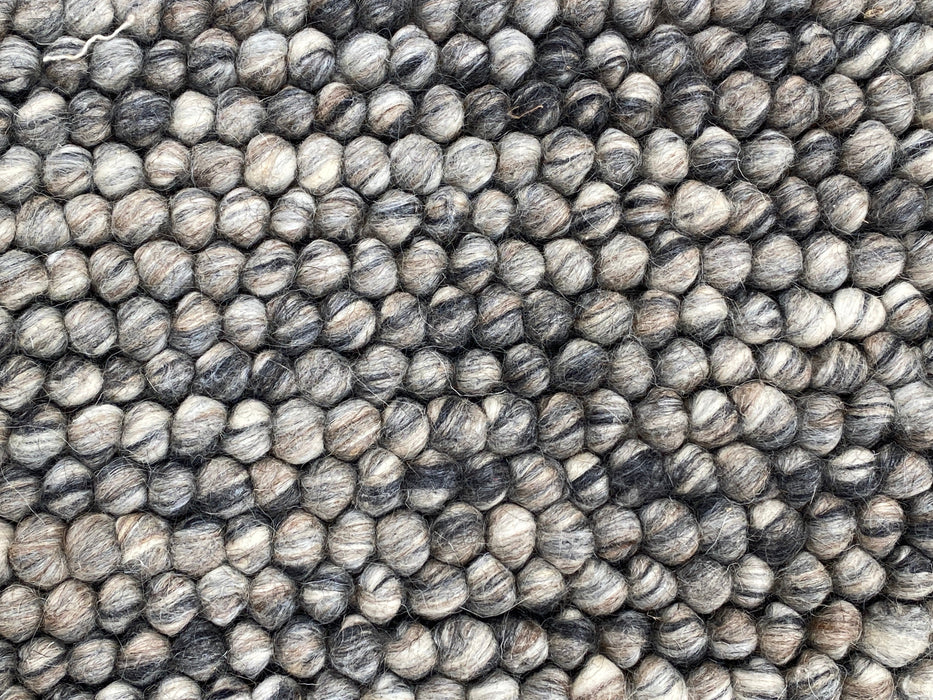 100% Wool Chunky Loop Pile Steel Grey Colour Rug Size: 80 x 150cm