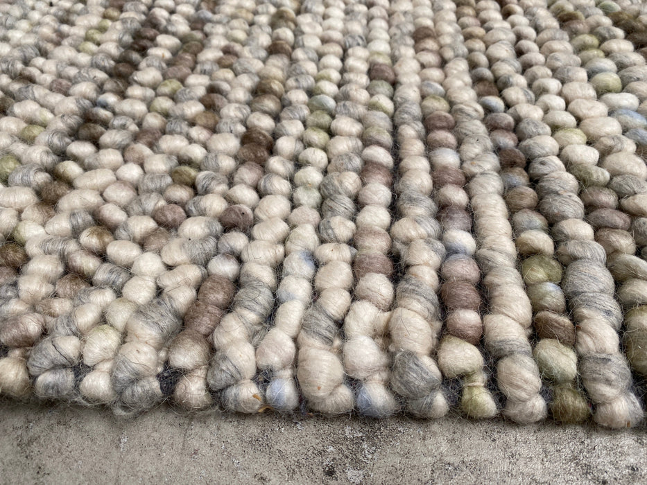100% Wool Chunky Loop Pile Multi Colour Rug SIZE: 150 x  80CM