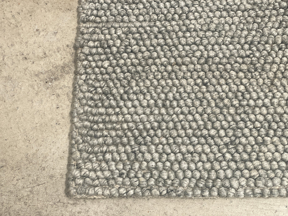 100% Wool Chunky Loop Pile Grey Colour Rug