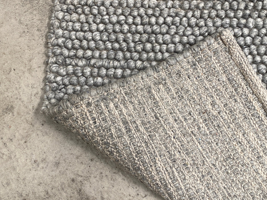 100% Wool Chunky Loop Pile Grey Colour Rug — Rugs Direct