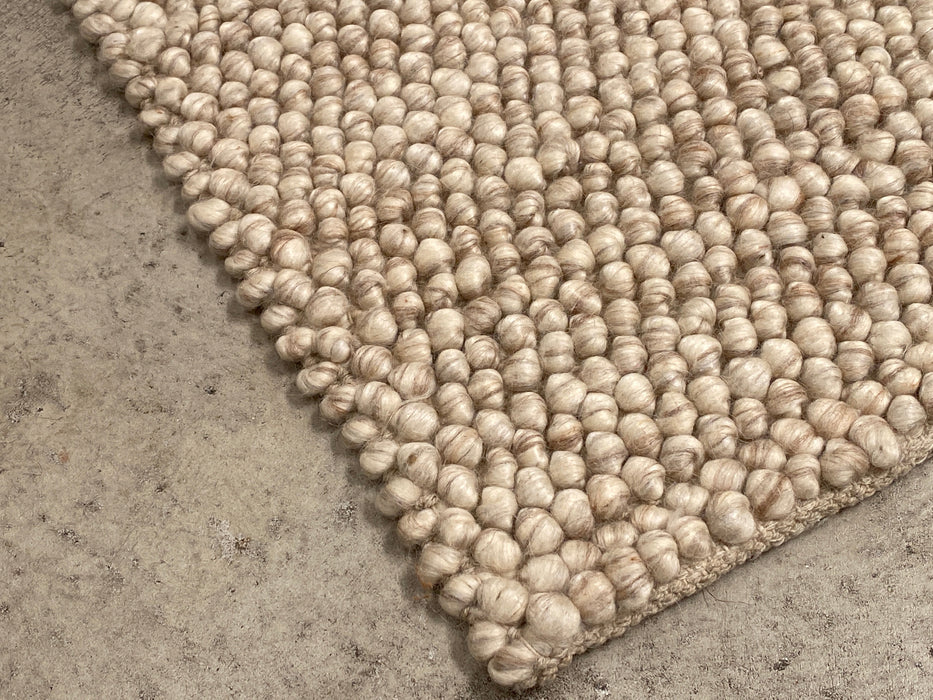 100% Wool Chunky Loop Pile Beige Colour Rug