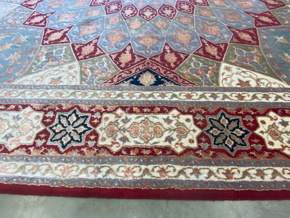 Persian Hand Knotted Gonbad Rug Size: 307 x 242cm - Rugs Direct