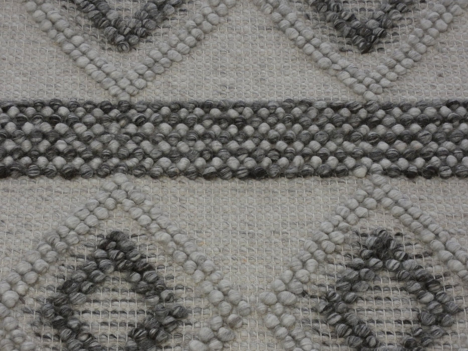 100% Wool High-Low Loop Pile Rug Size: 160 x 230cm