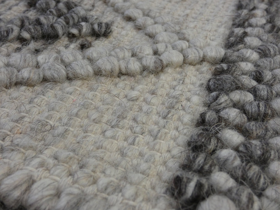 100% Wool High-Low Loop Pile Rug Size: 160 x 230cm