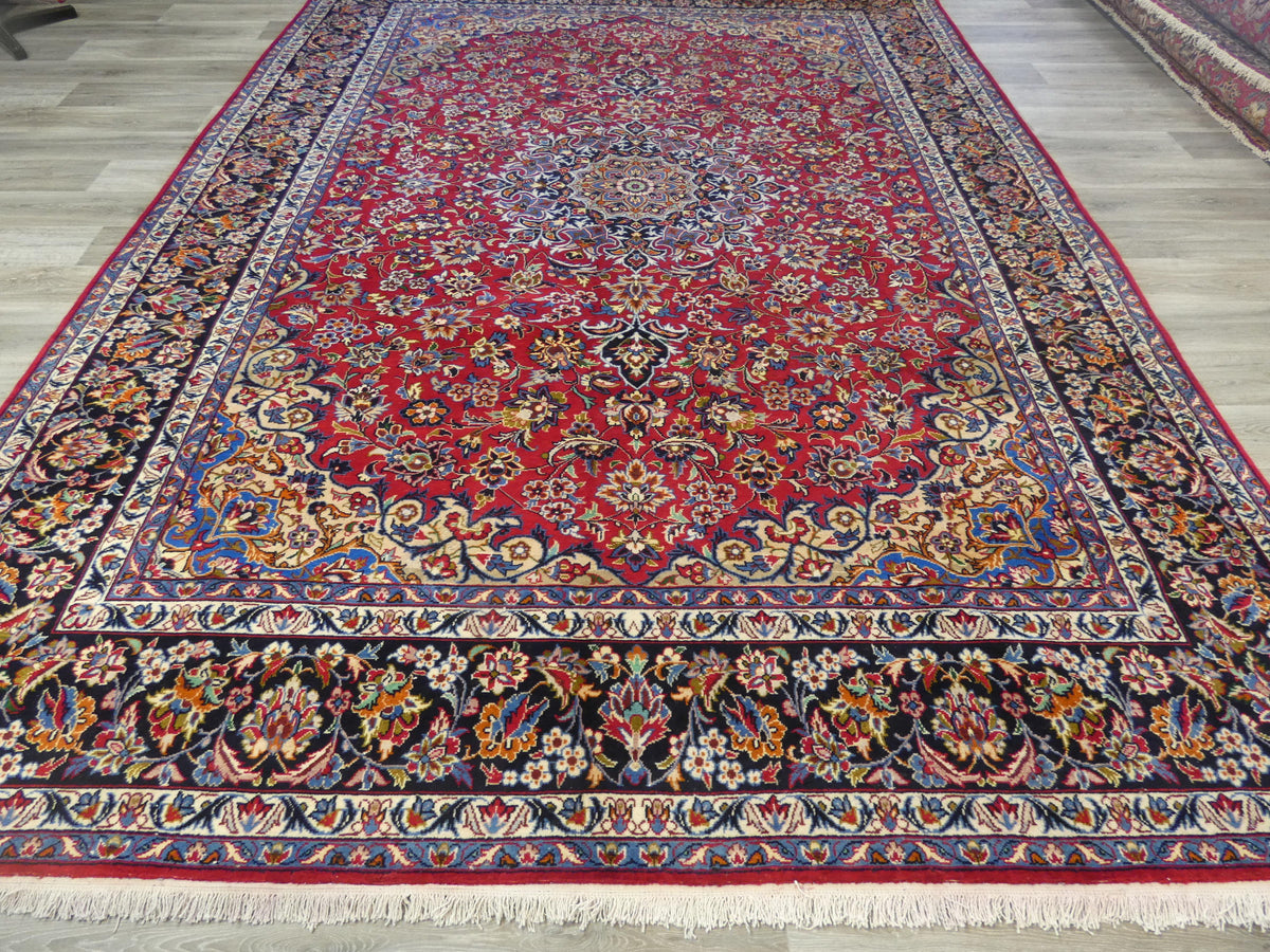 Persian Hand Knotted Najaf Abad Rug Size: 400 x 295cm — Rugs Direct