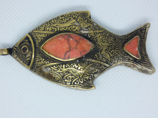 Afghan Kuchi Fish Shape Pendant, Handmade and Traditional - Rugs Direct