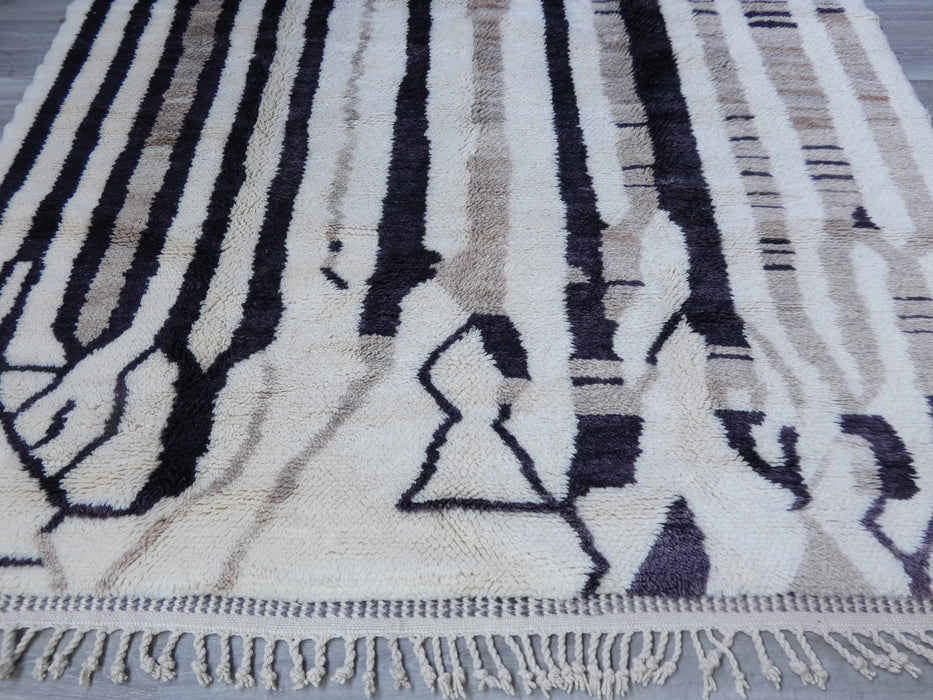 Beni Ourain Moroccan Berber Handmade Rug Size: 261 x 175cm - Rugs Direct