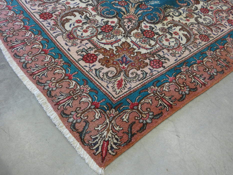 Persian Hand Made Tabriz Rug Size: 300 x 403cm - Rugs Direct