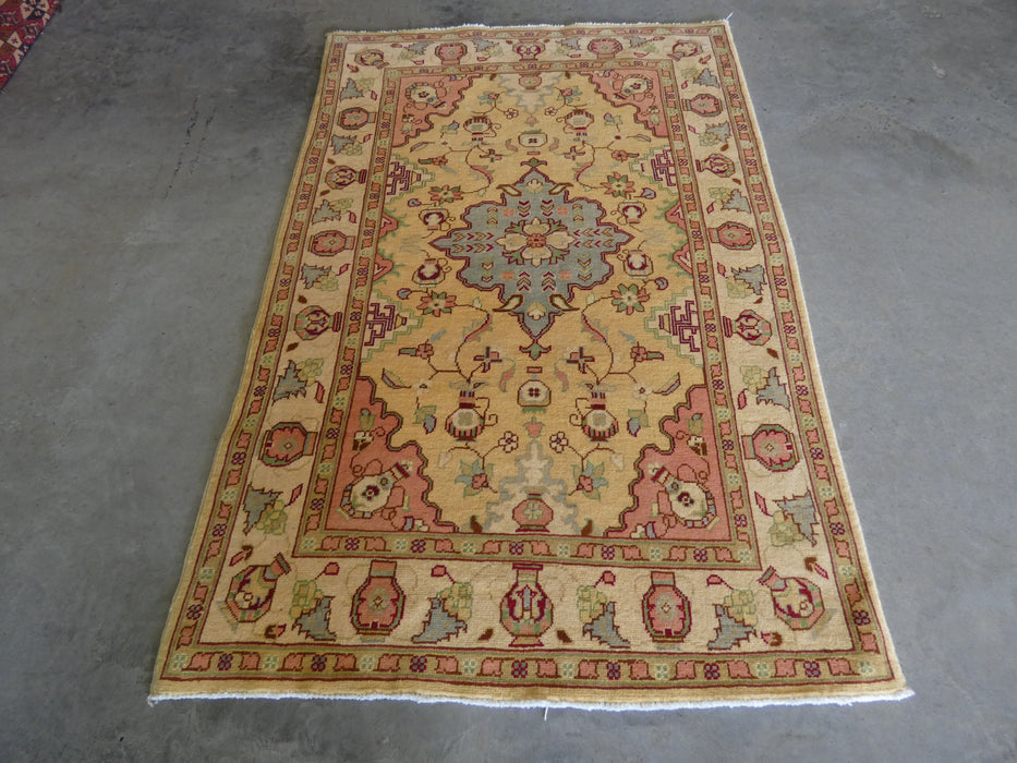 Afghan Hand Knotted Roshnai Merino Wool Rug Size: 104cm x 158cm - Rugs Direct