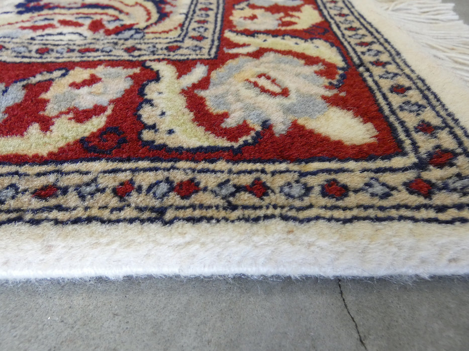 NZ Wool Hand Made Kashan Design Hallway Runner Size: 310 x 77cm - Rugs Direct