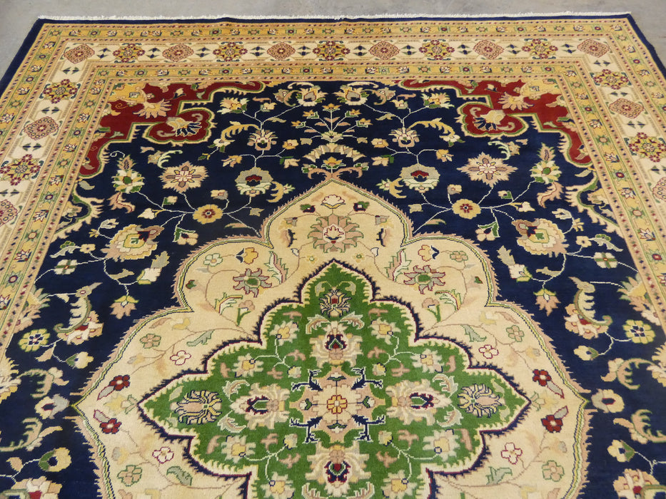 Afghan Hand Knotted Roshnai Merino Wool Rug Size: 248cm x 301cm - Rugs Direct