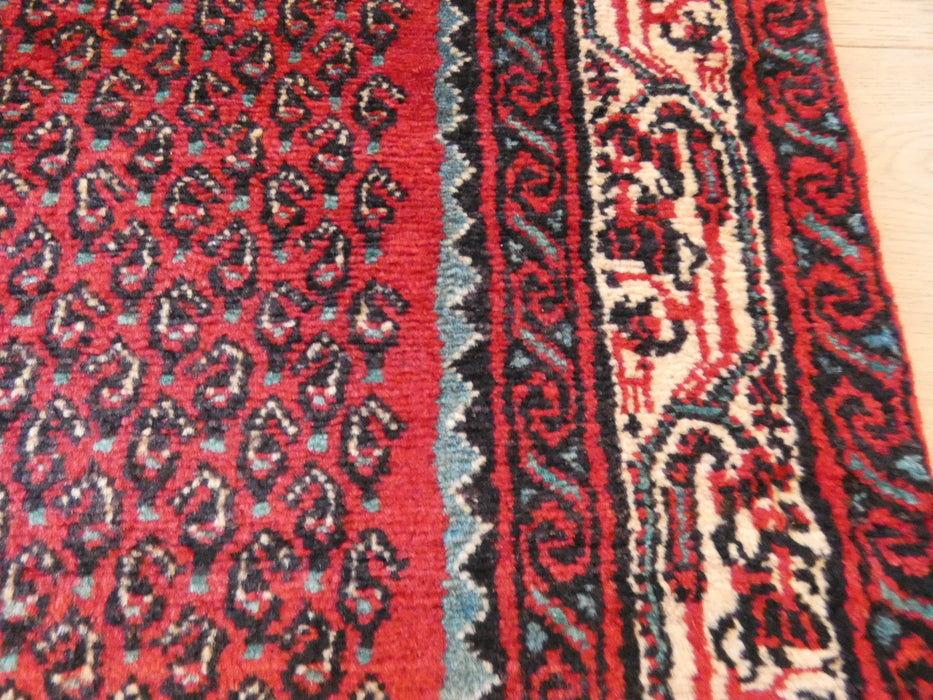 Persian Hand Knotted Sarouk Hallway Runner Size: 78 x 447cm - Rugs Direct