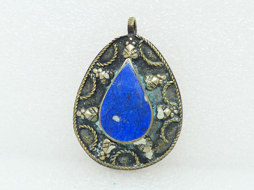 Afghan Necklace Pendant, Handmade and Traditional - Rugs Direct