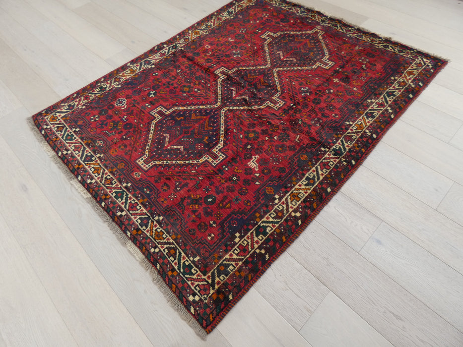 Persian Hand Knotted Shiraz Rug Size: 194 x 153cm - Rugs Direct