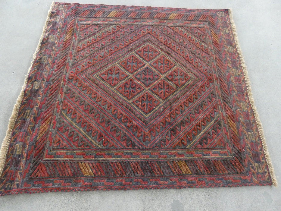 Excellent Handmade Oriental Mashwani Kilim Rug Size: 114 x 105cm - Rugs Direct