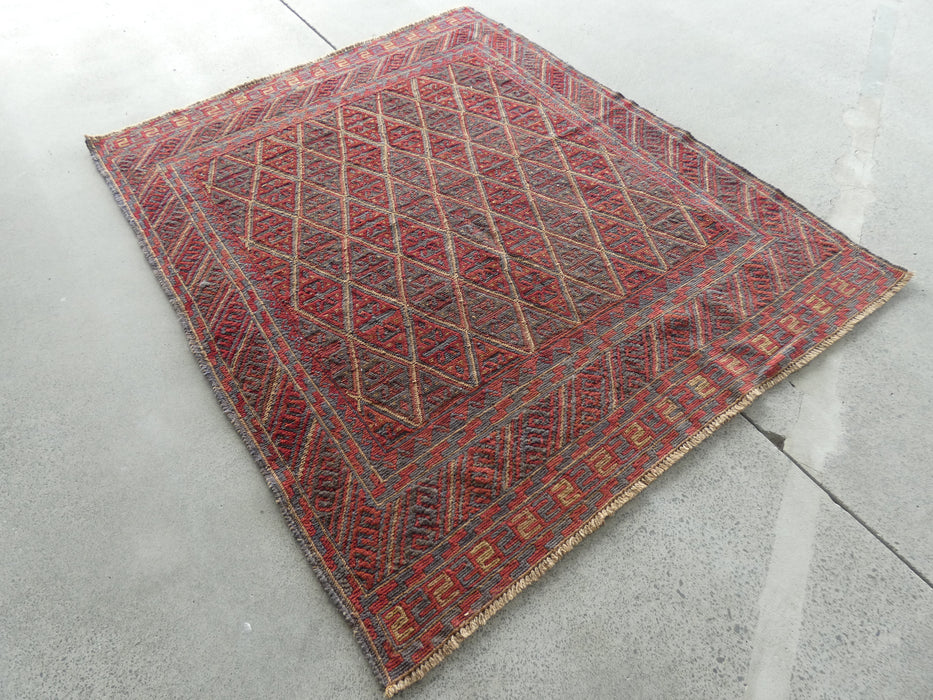 Excellent Handmade Oriental Mashwani Kilim Rug Size: 175 x 148cm - Rugs Direct