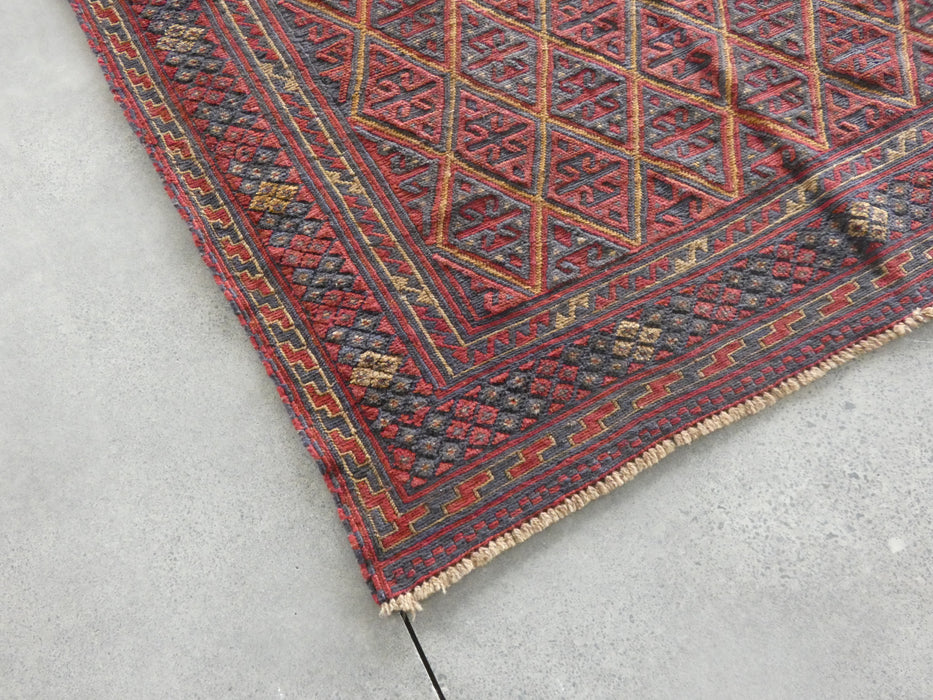 Excellent Handmade Oriental Mashwani Kilim Rug Size: 192 x 150cm - Rugs Direct