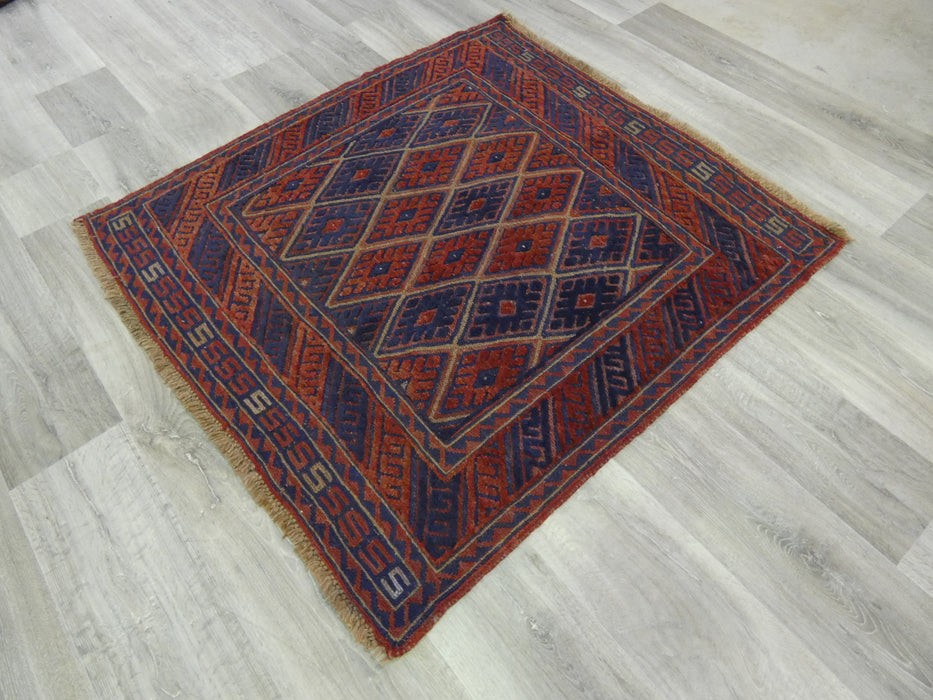 Excellent Handmade Oriental Mashwani Kilim Rug Size: 122 x 114cm - Rugs Direct