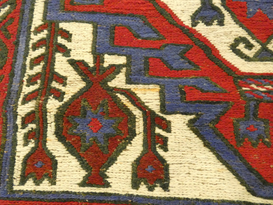 Stunning Handmade Afghan Design Saghari Kilim Rug 100% Wool Size: 131 x 88cm - Rugs Direct