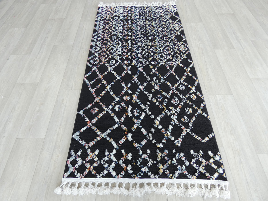 Bilbao Diamond Design Rug Runner Size: 100 x 200cm - Rugs Direct