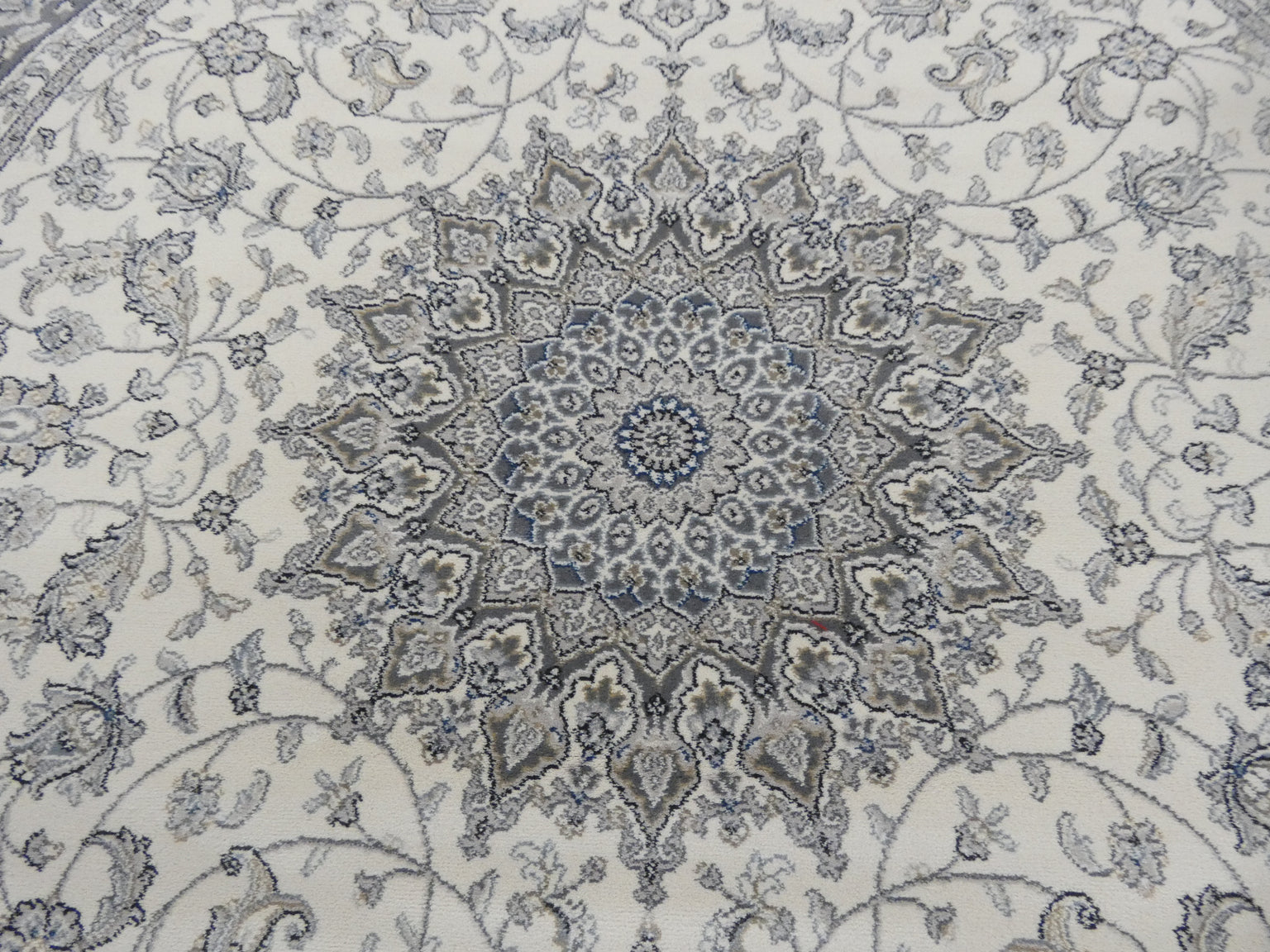 Round Rugs Online at Best Price in New Zealand — Rugs Direct