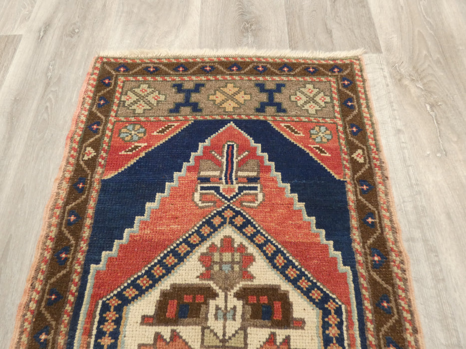 Vintage Hand Knotted Anatolian Turkish Rug Size: 113 x 58cm