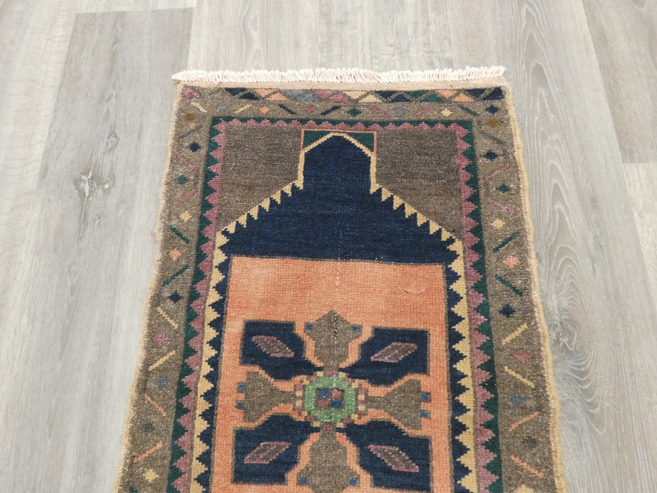 Vintage Hand Knotted Anatolian Turkish Rug Size: 88 x 48cm