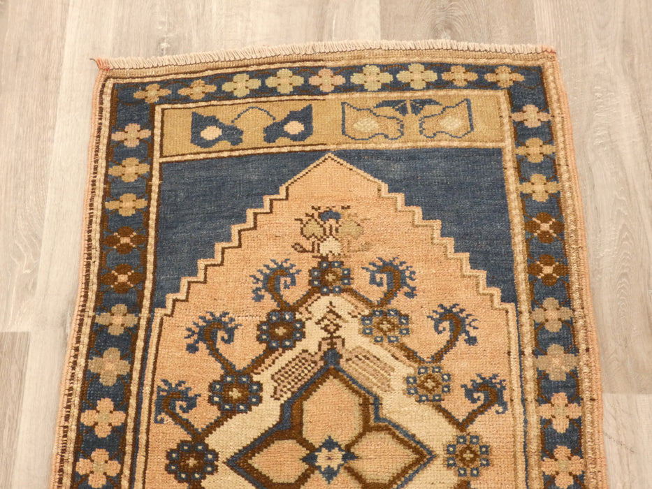 Vintage Hand Knotted Anatolian Turkish Rug Size: 105 x 58cm