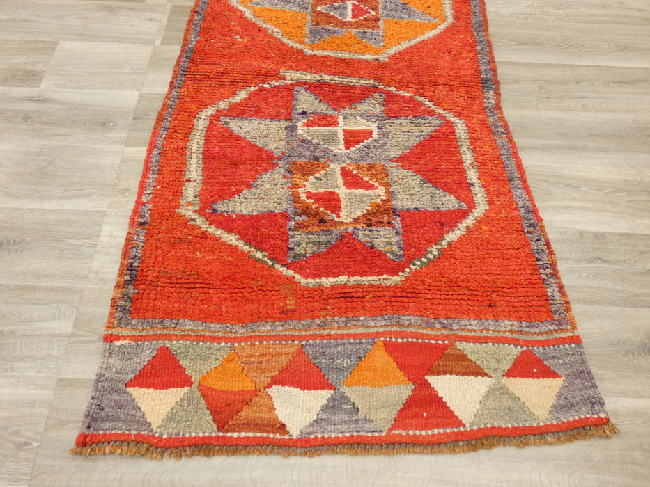 Vintage Hand Knotted Anatolian Turkish Hallway Runner Size: 300 x 90cm