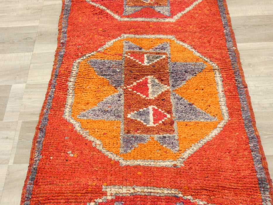 Vintage Hand Knotted Anatolian Turkish Hallway Runner Size: 300 x 90cm