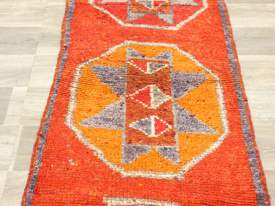 Vintage Hand Knotted Anatolian Turkish Hallway Runner Size: 300 x 90cm