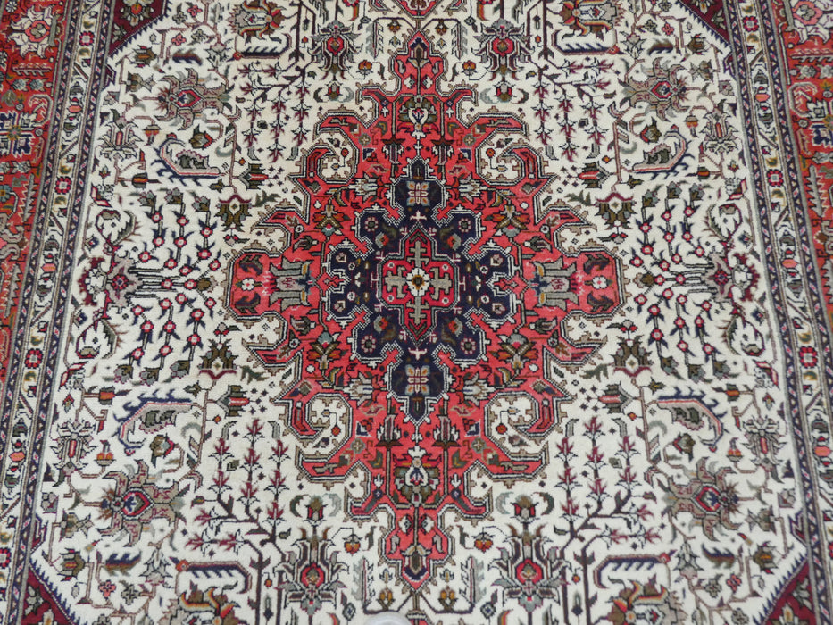 Persian Hand Knotted Tabriz Rug -Rugs Direct