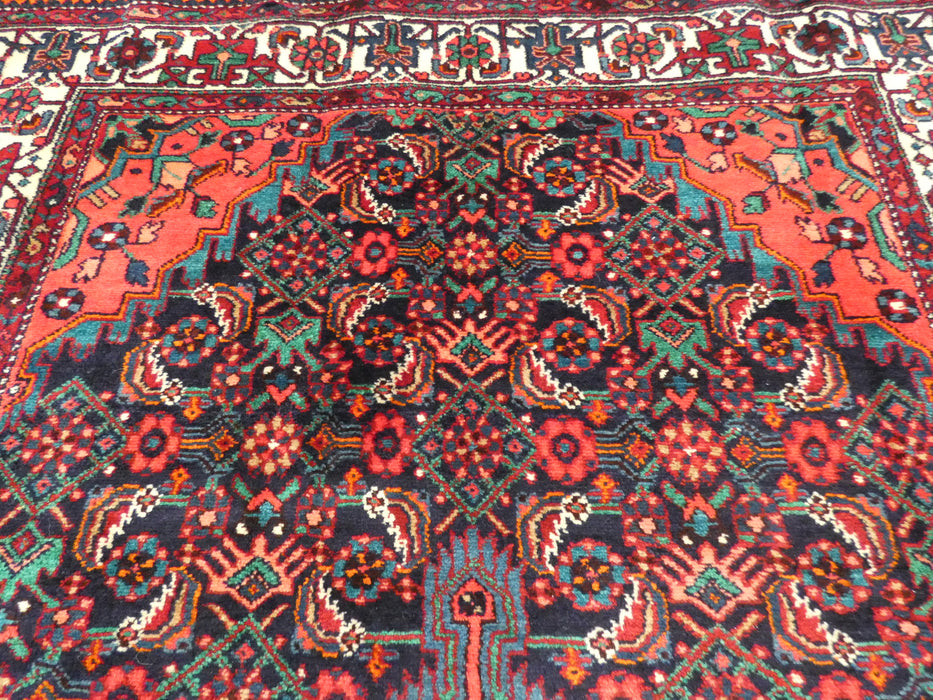 Persian Hand Knotted Zanjan Rug- Rugs Direct