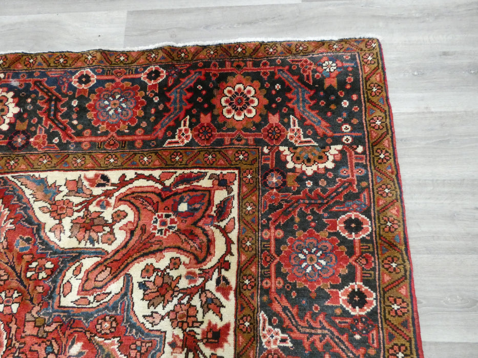 Genuine Persian Hand Knotted Heriz Rug- Rugs Direct