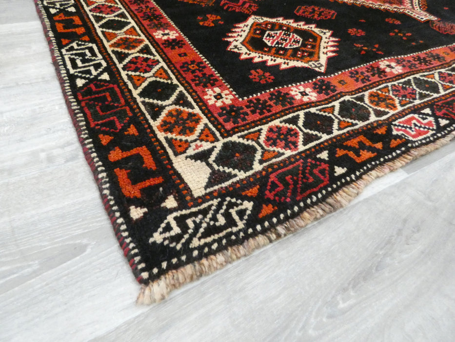 Persian Hand Knotted Shiraz Rug- Rugs Direct 