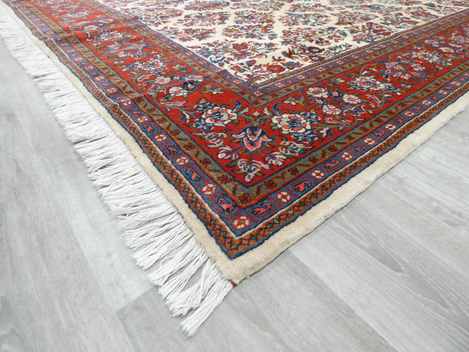 Persian Hand Knotted Sarouk Rug Size: 307 x 208cm