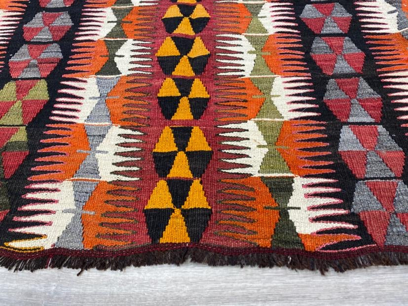 Vintage Hand Made Turkish Mut Kilim Rug Size: 354 x 163cm - Rugs Direct